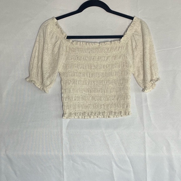Cropped Neutral Tone Top - Picture 5 of 9